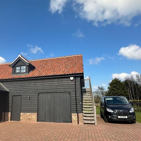 The Old Piggery, Cart Lodge In Newbourne Экстерьер фото